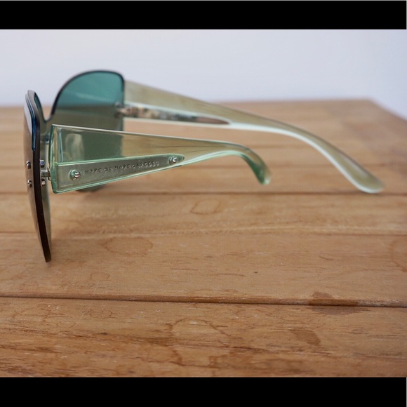 Teal Marc by Marc Jacobs sunglasses - Picture 3 of 5